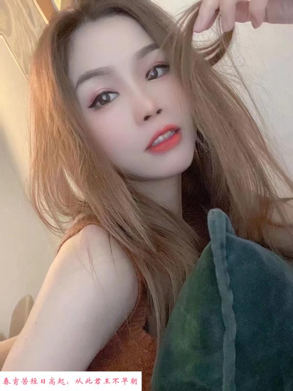 舌吻广西妹朵儿 第1张