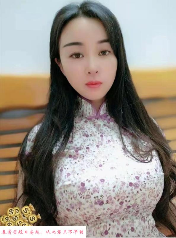 白云大胸服务型九九 第2张