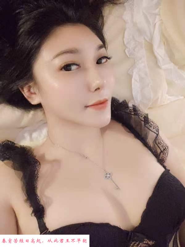 蜜桃臀莎莎 第2张