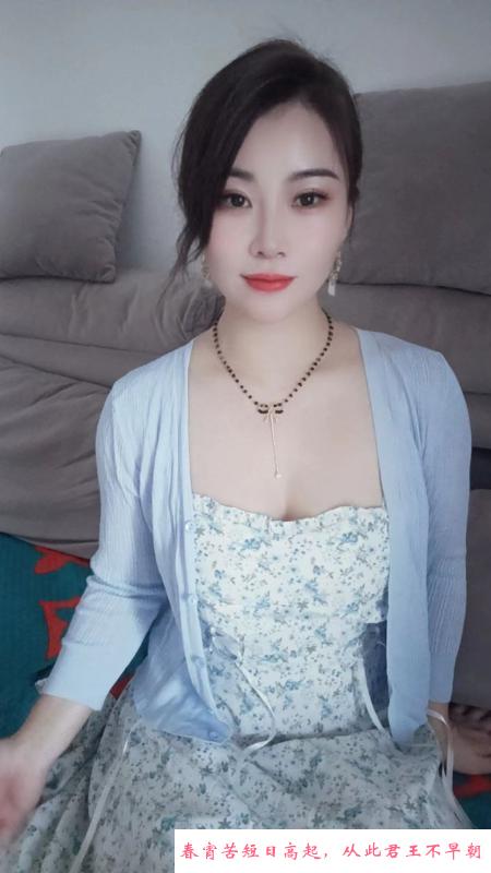舌吻大胸妹 第3张