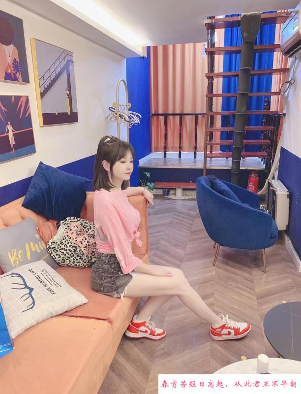 外纯内骚的小美女 第1张