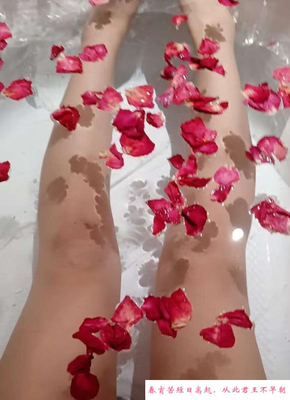 诱惑骚女 第1张