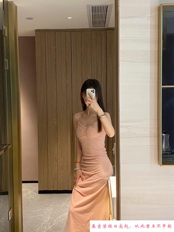 肉多多美女 第2张