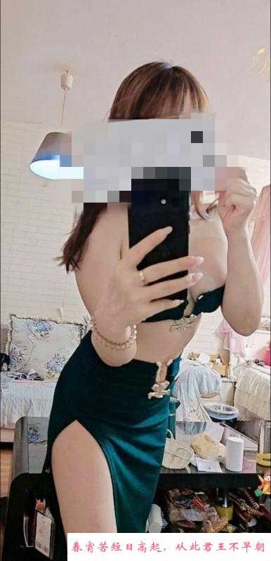 一字马瑜伽骚货 第2张