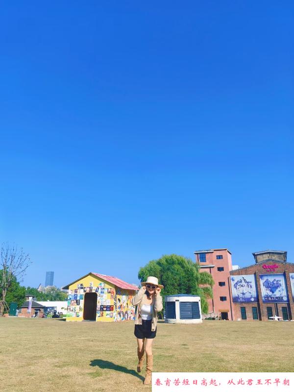 长腿温柔韵味小骚妇 第1张