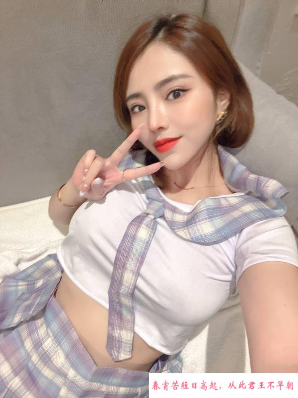 娇小玲珑颜值玲奈 第1张