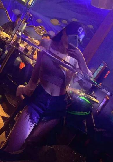 小河路会摇会夹的小妹妹 第2张