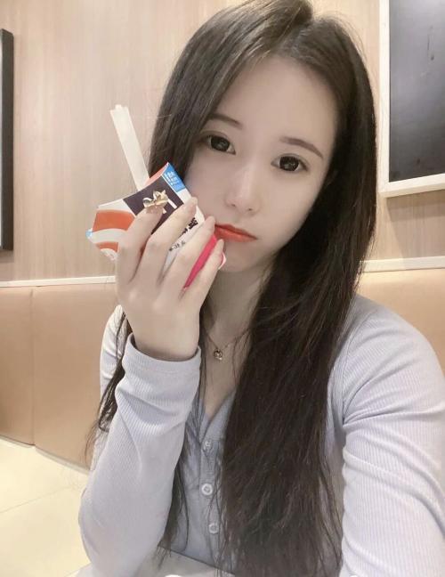 165清纯白嫩的学妹 第2张