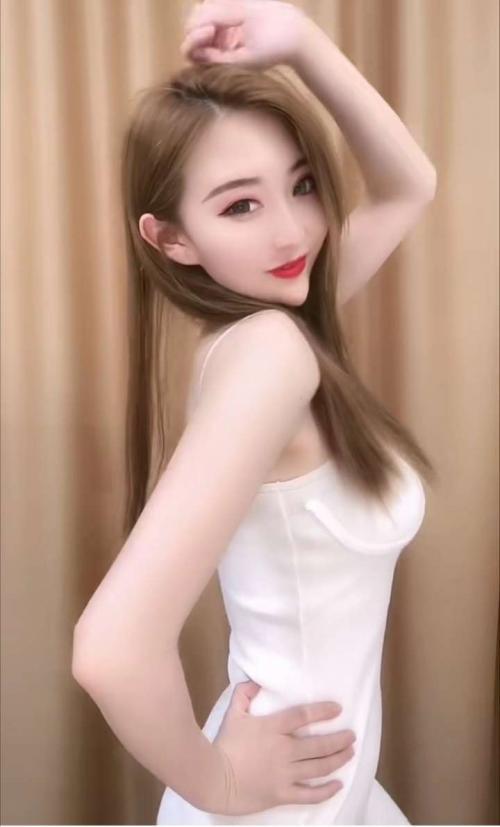 白的奶子，长长的腿，高潮不断 第1张