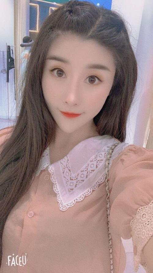 大眼萌妹兼职妹妹 第1张