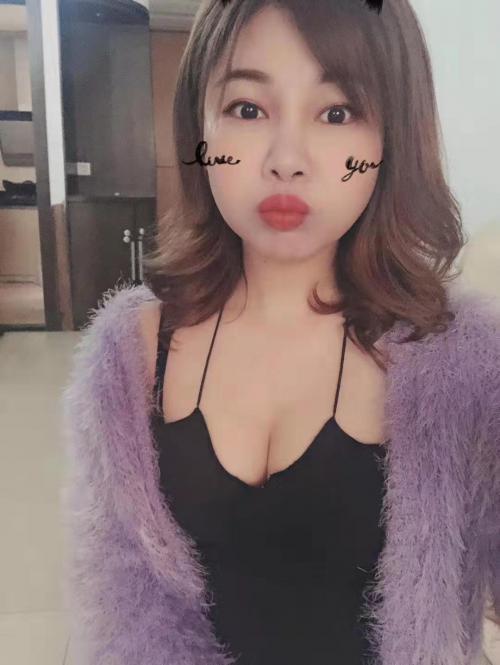 天河体育西路小雯 第1张