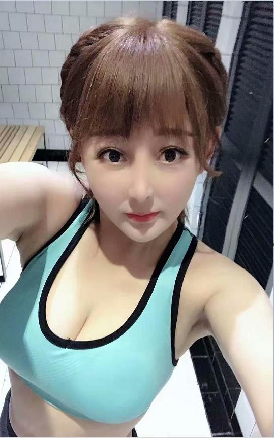 处男哥夜晚松江万达偶遇极其水灵的妹子——老司机们觉得亏吗? 第2张