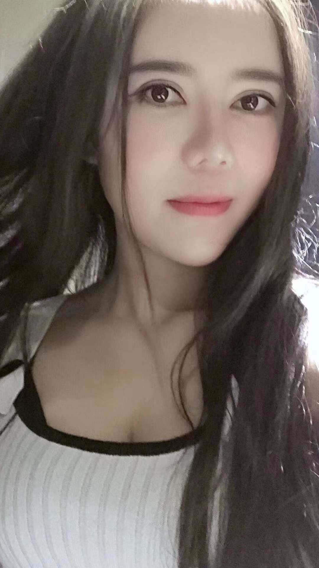 2020年8月15罗湖水嫩妹子 第2张