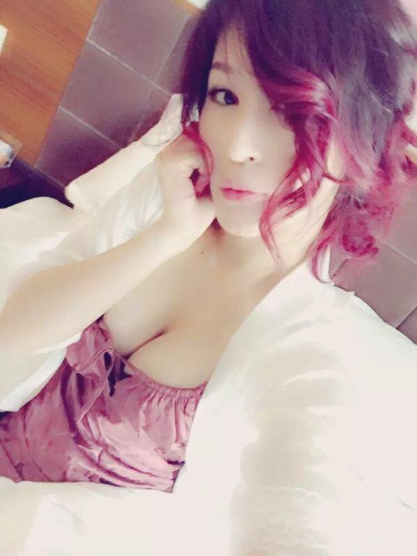 罗湖性感丰满小妞 第3张