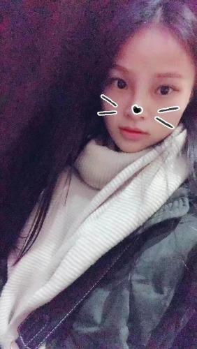 新下海美眉小舞 第1张
