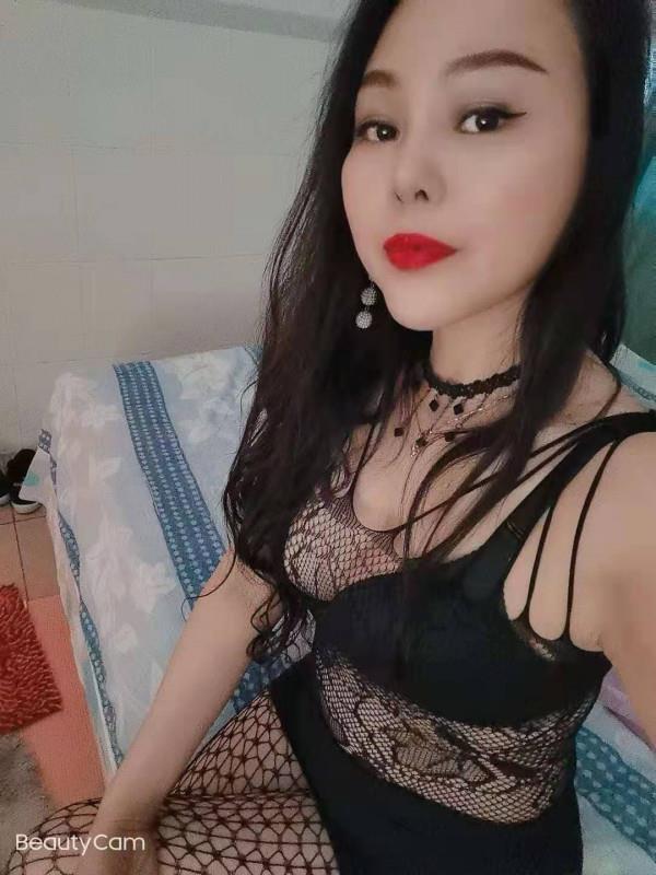 一个可以玩SM的熟女 第1张