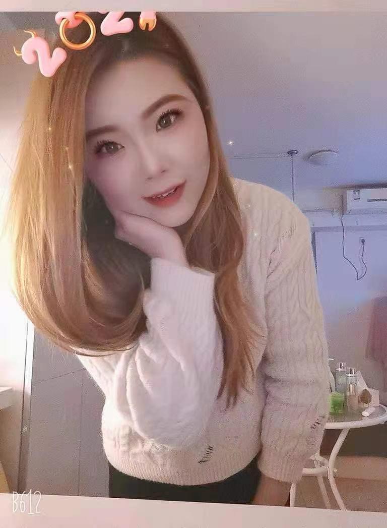 丰满型年轻浪妹 第1张
