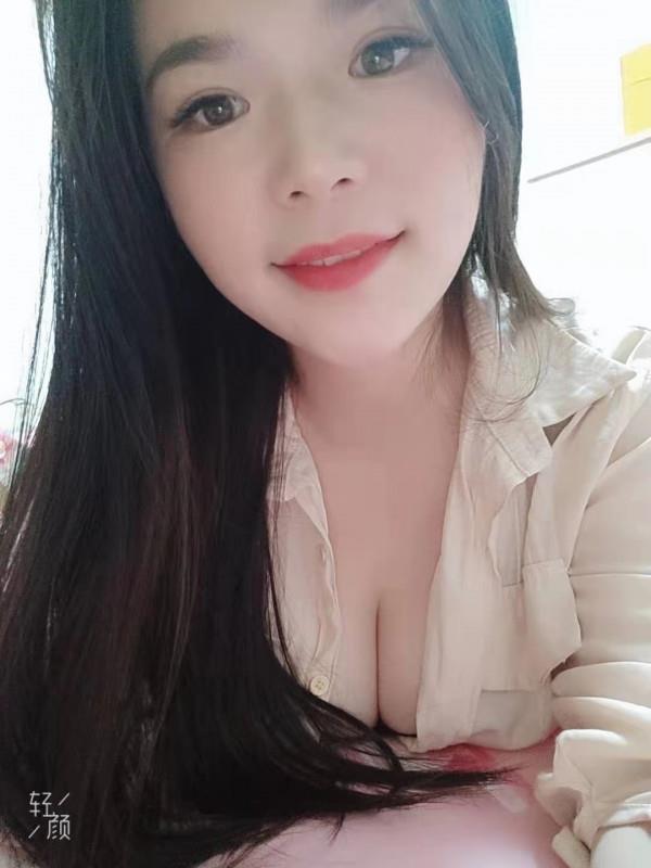 兼职大胸 第1张