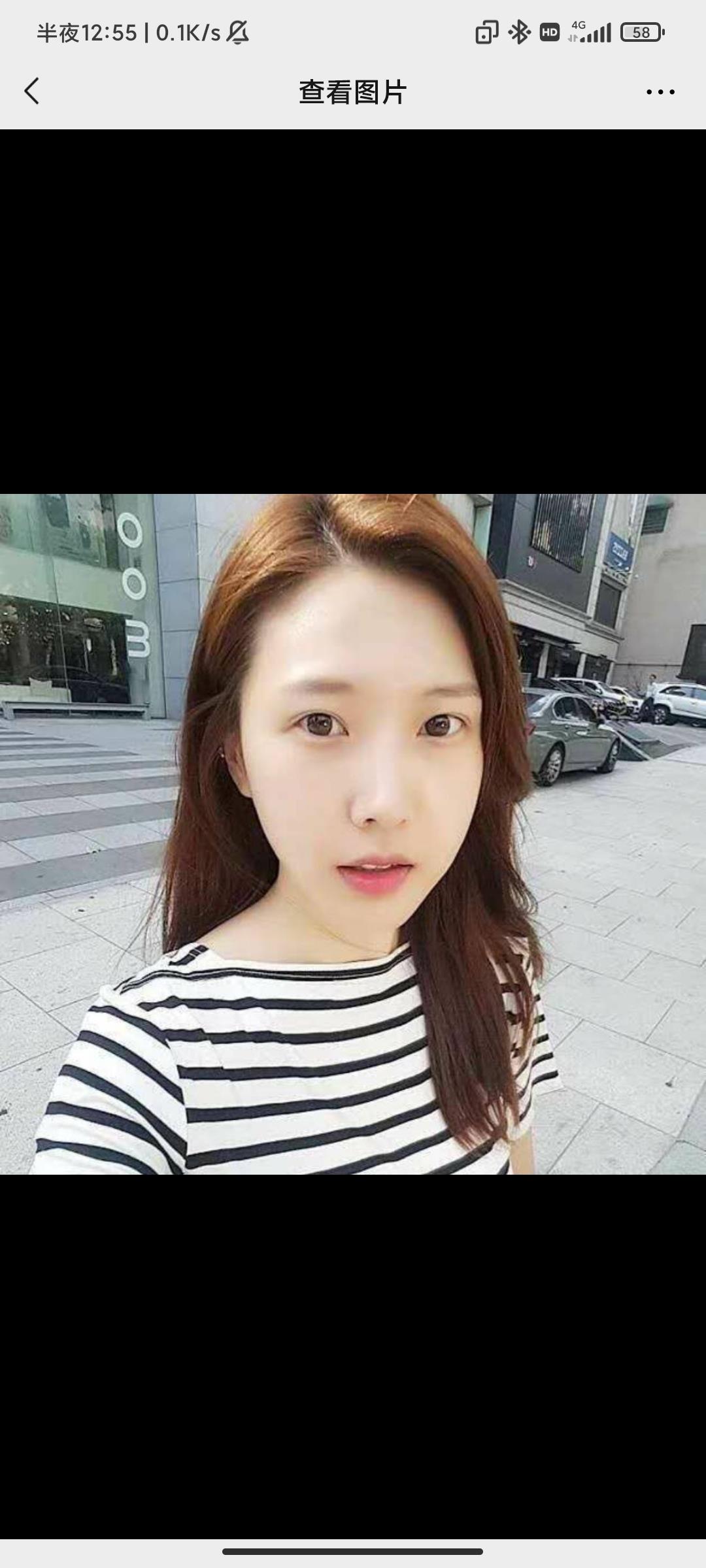 洛阳万国银座兼职美女 第1张