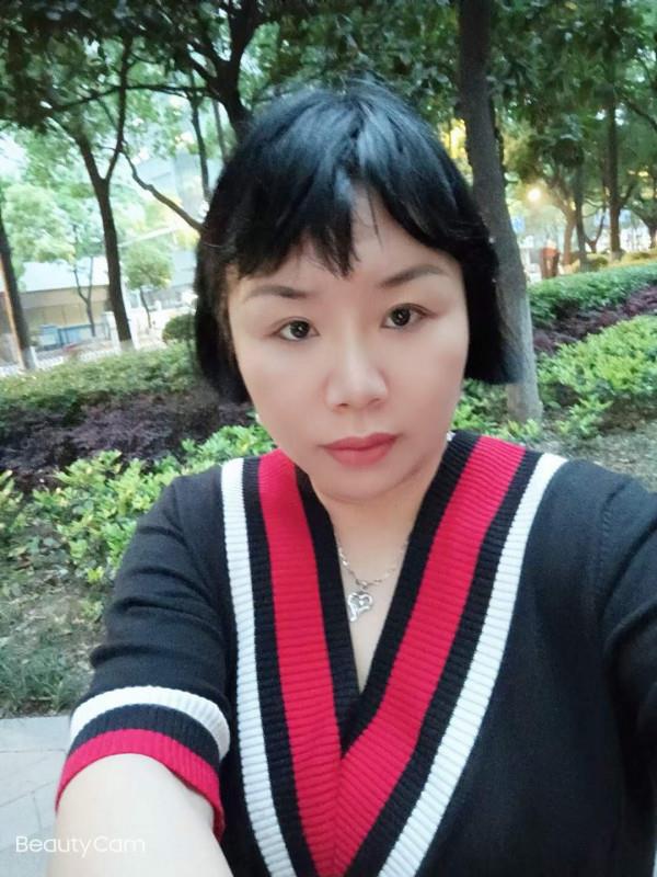 正宗熟女 第1张