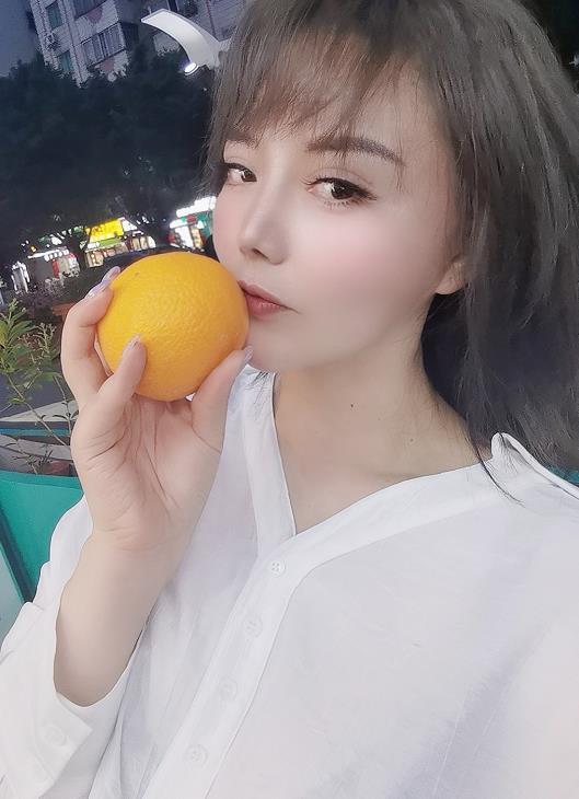 越秀丰满小七 第2张