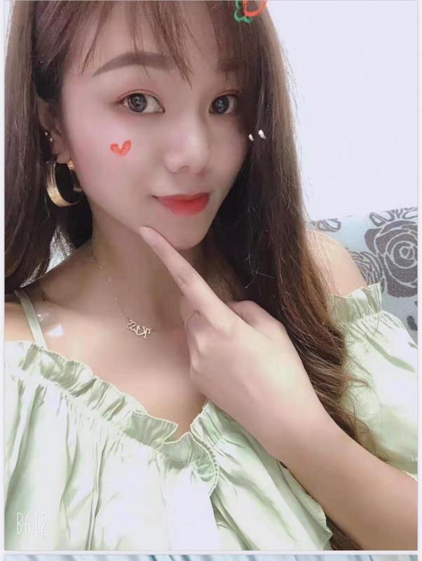 龙华高妹小诺 第1张