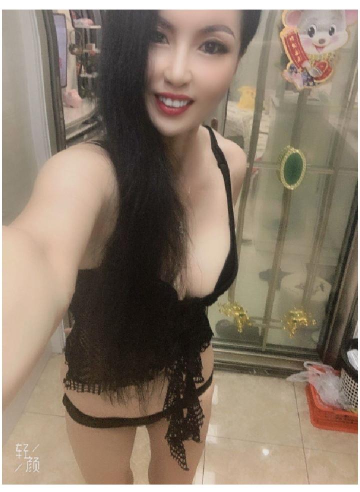 南京瓦妮莎很洋气的少妇 第1张