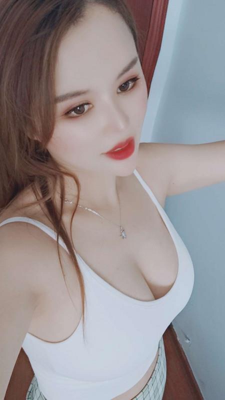大奶少妇莫妮卡 第3张