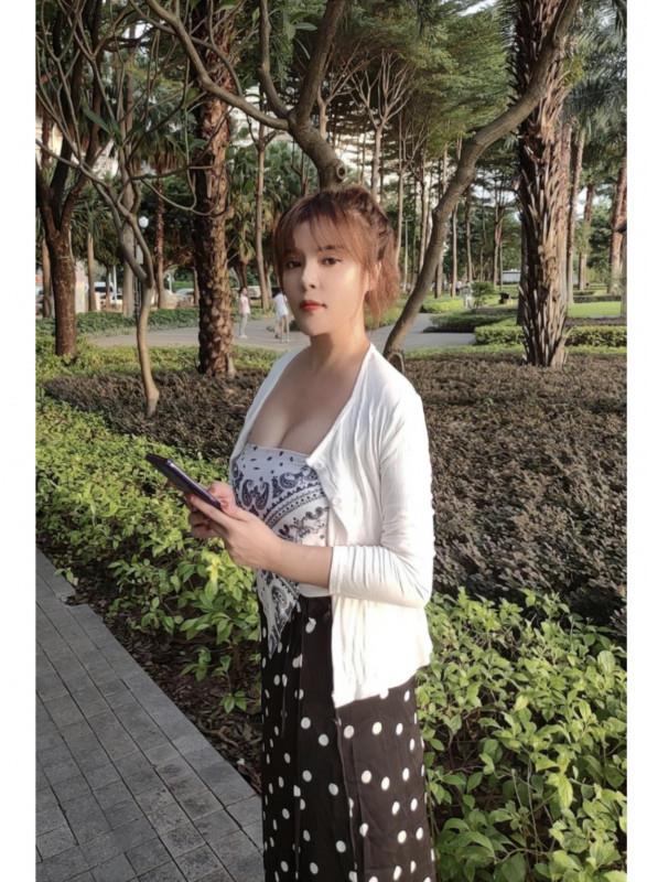 海珠400一次大波妹 第2张