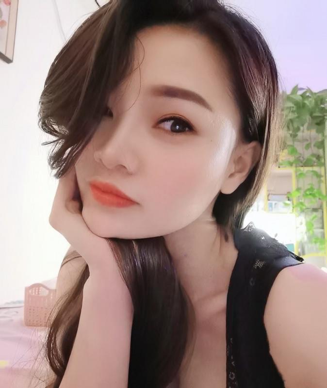 龙岗MM莉莉 第1张