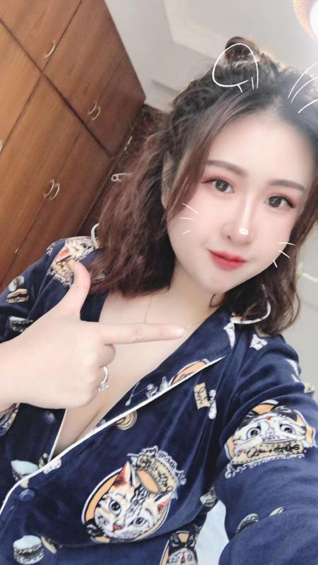 纯天然御姐琪 第2张