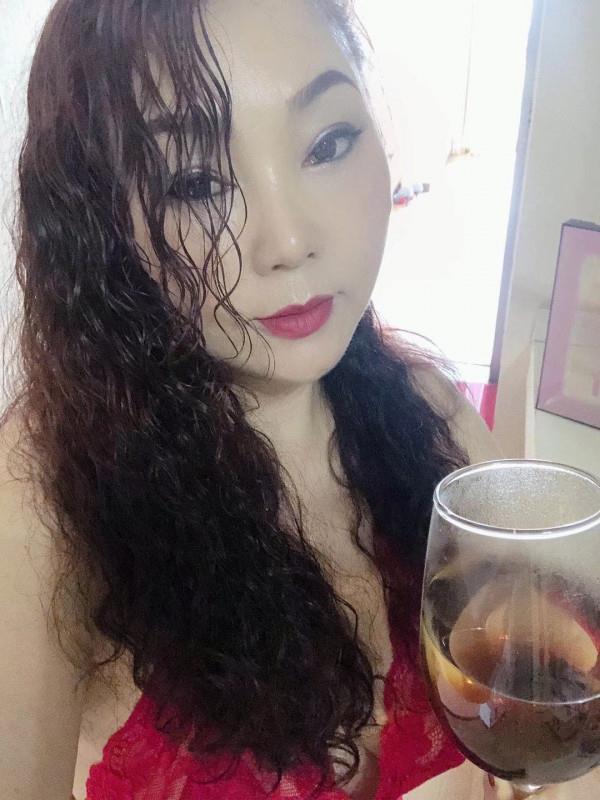 熟女大奶挺骚的 第1张