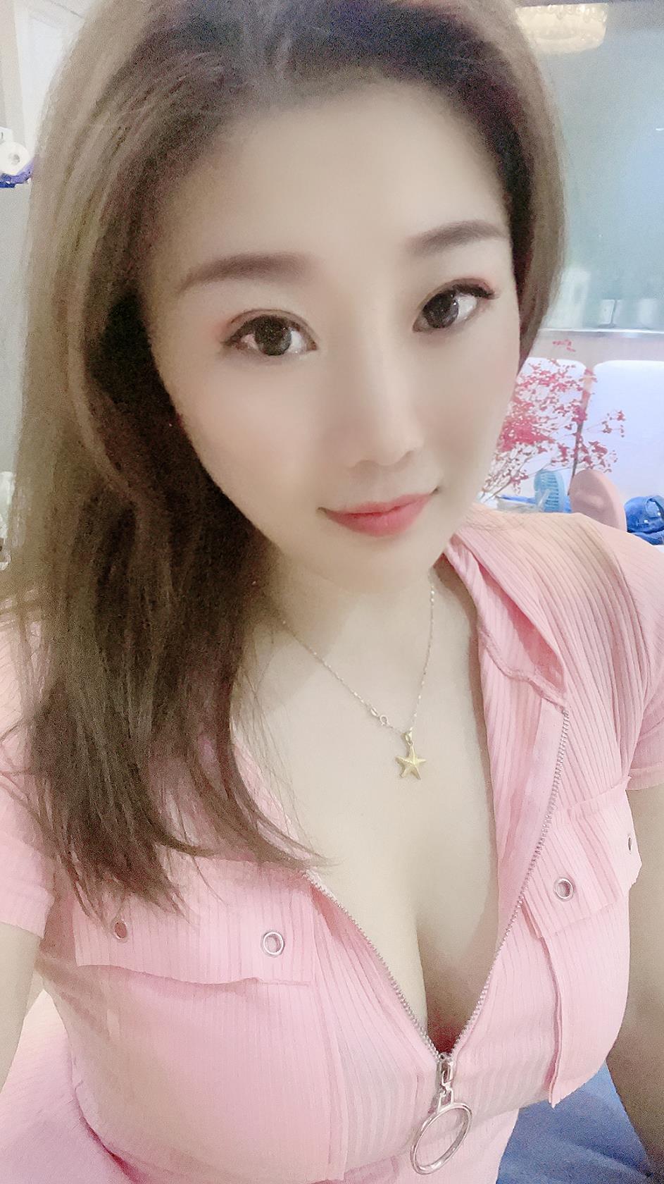 纯情邻家果果 第1张