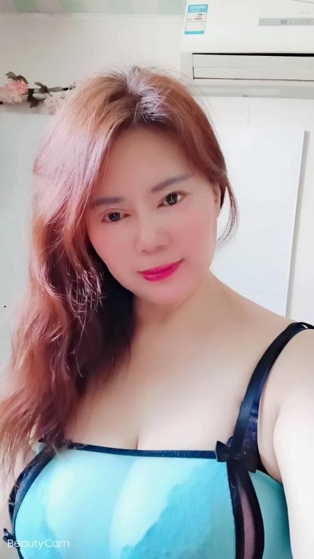 大连路熟女 第1张