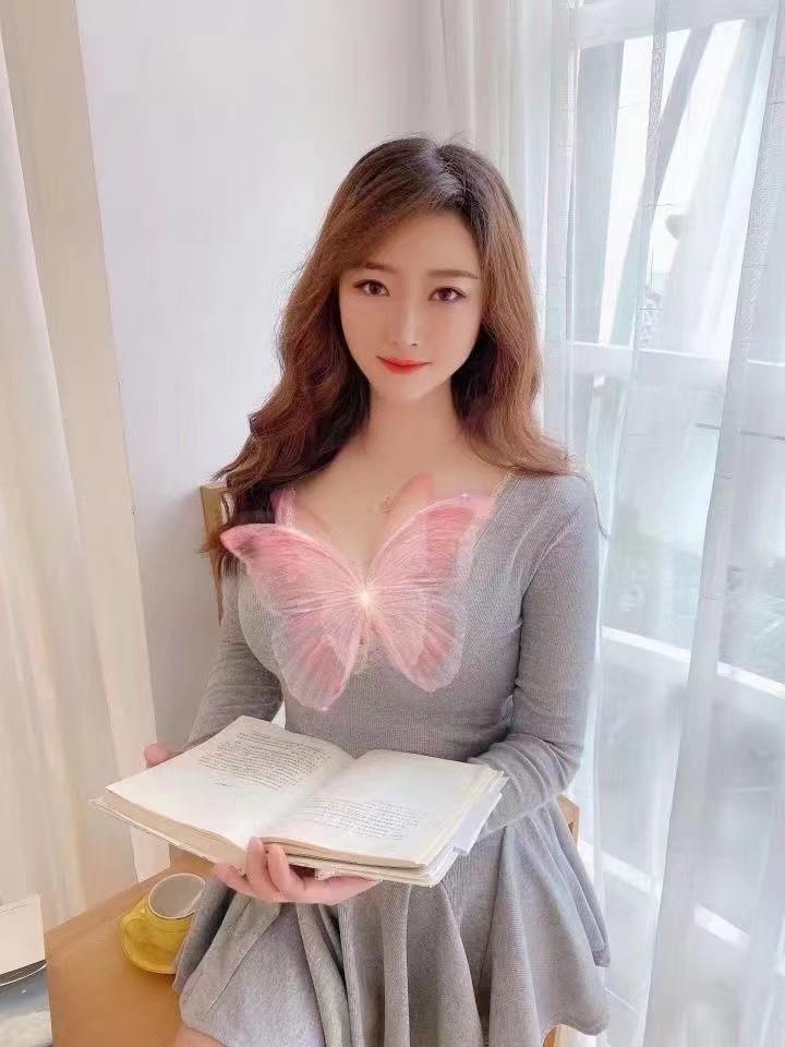 天府E杯大胸 第1张