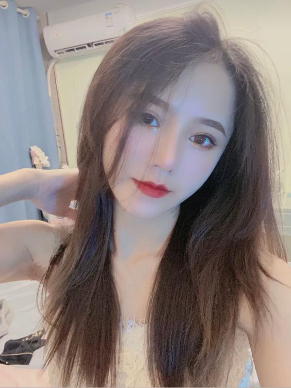 长相甜美的小辣妹 第2张