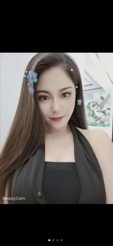 和平大奶少妇 第1张