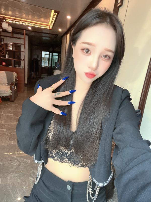 武侯小可爱月月 第3张