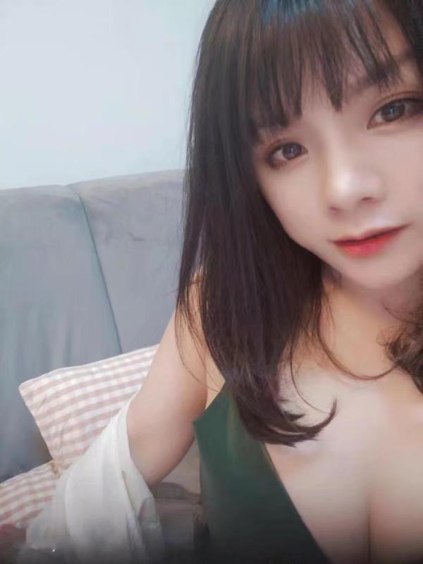 体验大美胸小姑娘 第1张