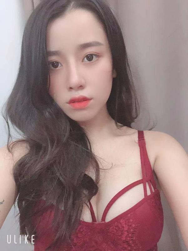 和平00后妹子 第3张