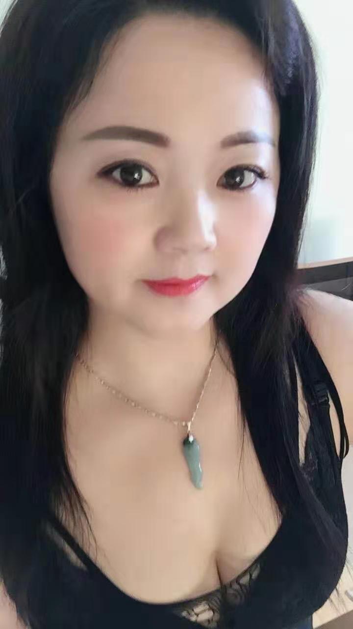 北工大老骚泻火，偶遇双飞。没有颜控的可以考虑 第1张
