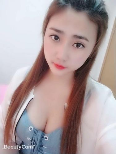 白净妹子，皮肤好 第1张