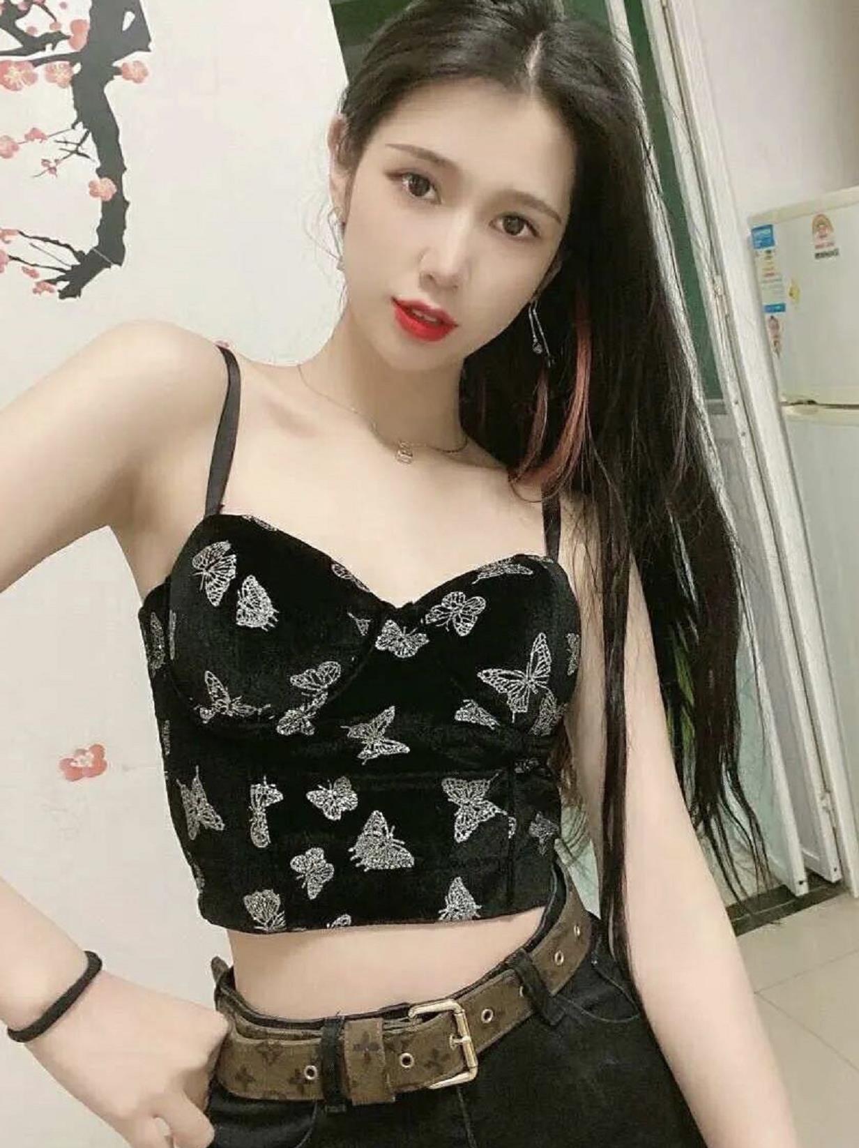 龙华清湖小御姐诗怡 第4张
