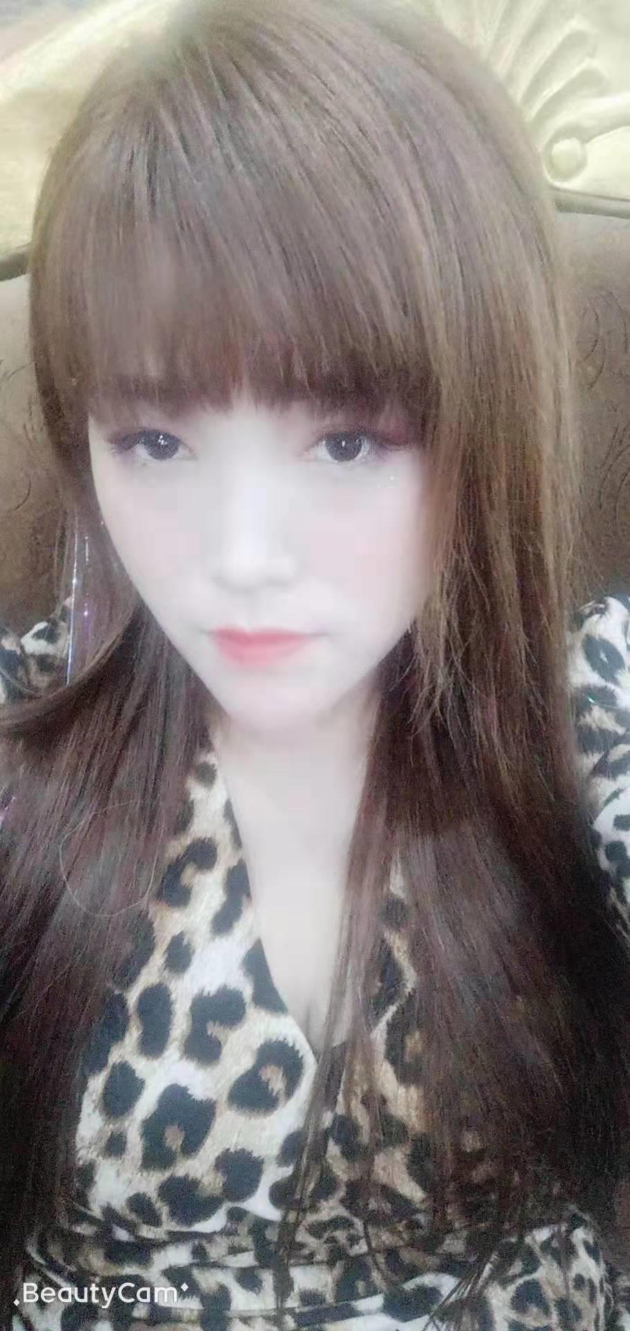 挺年轻的妹子，很健谈 第3张