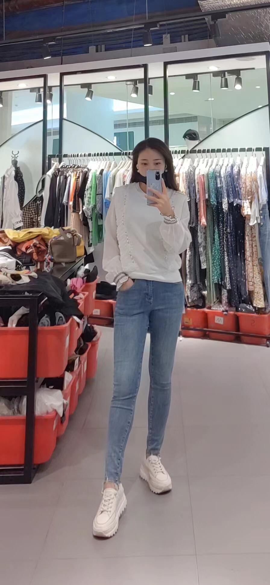 御姐玲珑，态度温柔，水儿蛮多 第3张