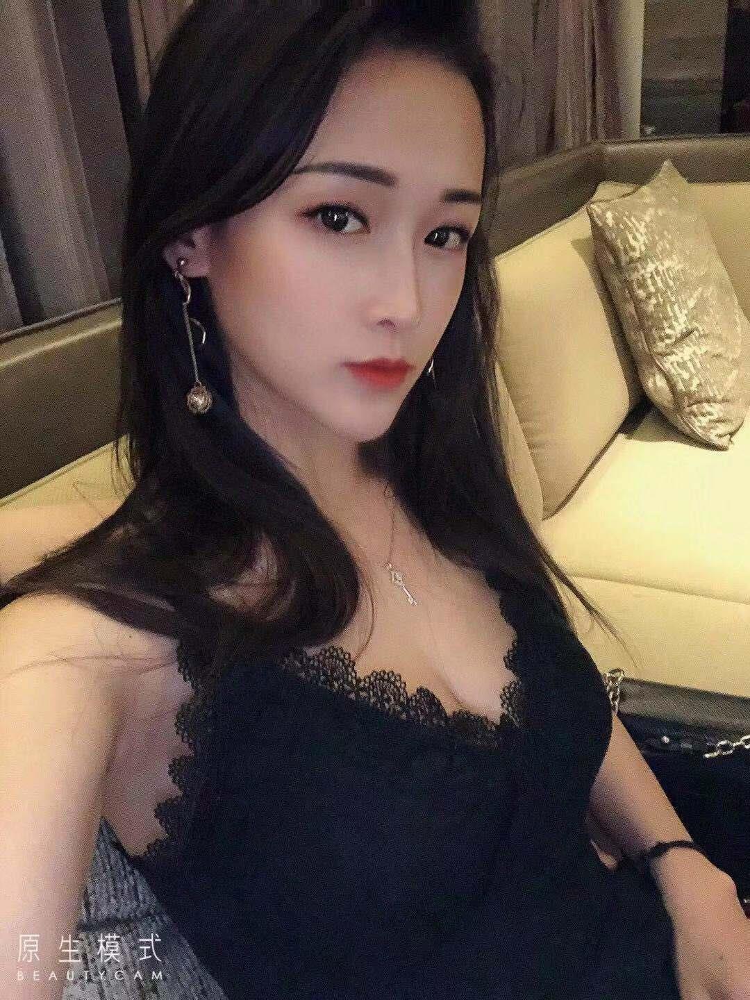 给钱就干的小姐姐 第1张
