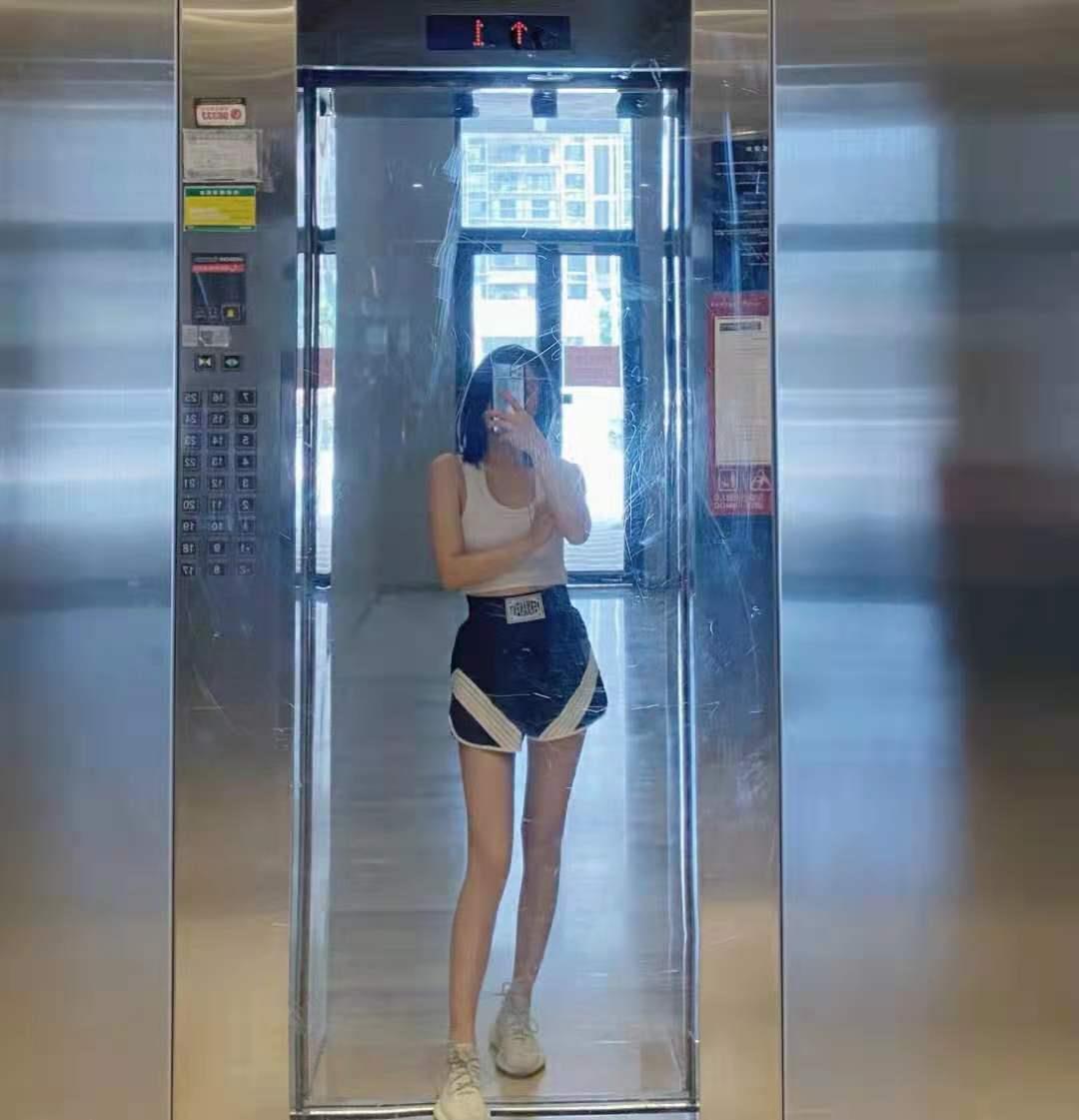 龙华娇小身材的喵喵 第5张