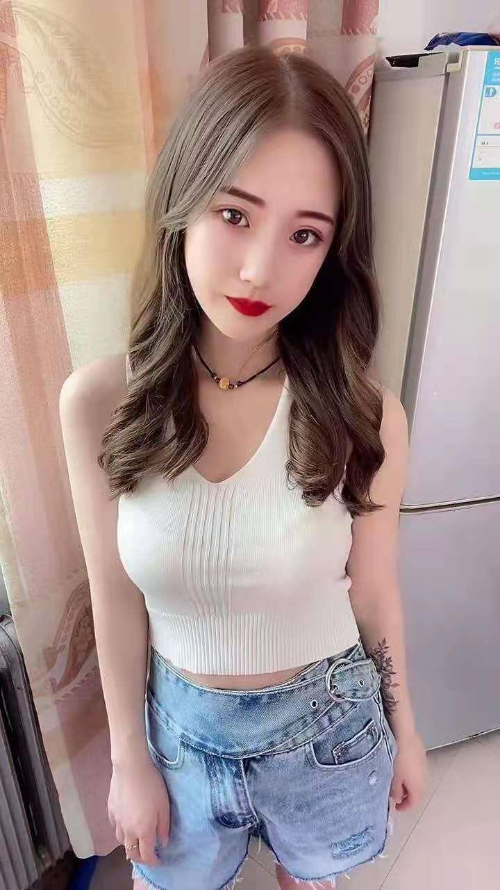 衢州24岁妹子 第1张