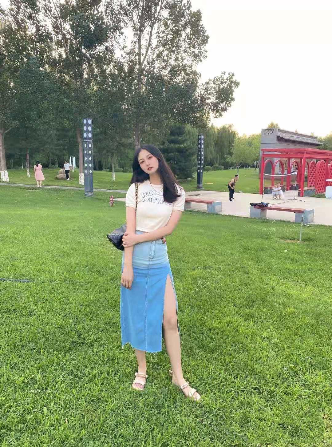 天河清纯可爱身材好 第3张